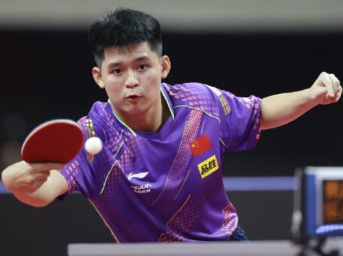 被拍到手上有“美甲”，汪士钦社媒收到网友大量攻击性评论