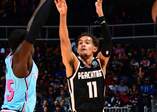 展现了全队 展现了全队