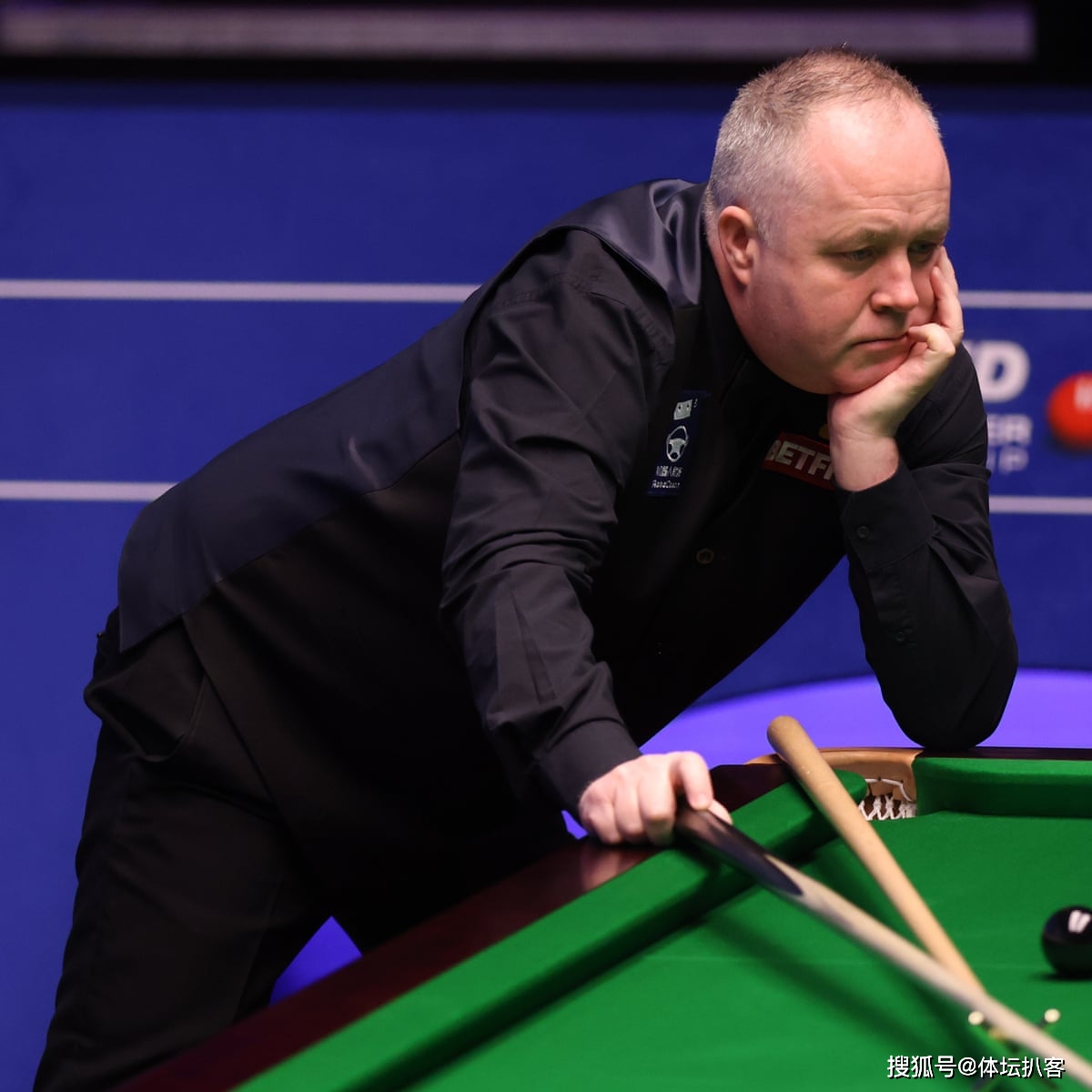 在奥运村正 在奥运村正