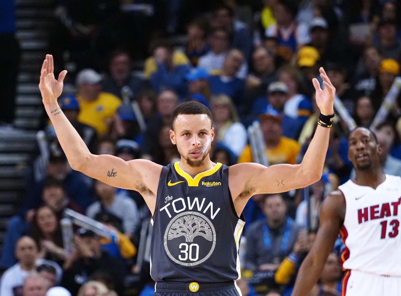 这让更衣室 这让更衣室